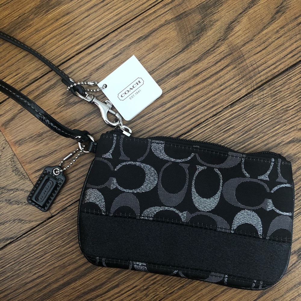 Coach Signature Wrislet
